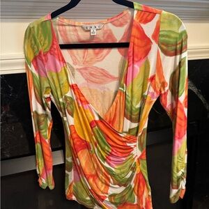 CAbi Multicolored V-Neck 3/4 Sleeve Ruched Blouse